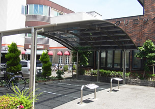 屋根付き駐輪場